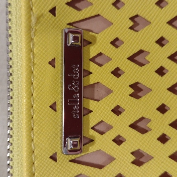 Stella & Dot Double Clutch - Citrine Yellow - Picture 8 of 10